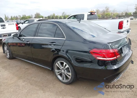 2016 Mercedes-Benz E 350 z USA, uszkodzony, nr VIN WDDHF5KB8GB206622